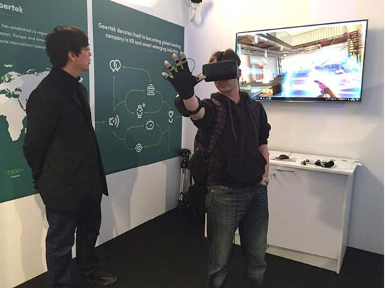 VR行业的中国智造力量 歌尔亮相拉瓦勒虚拟现实展