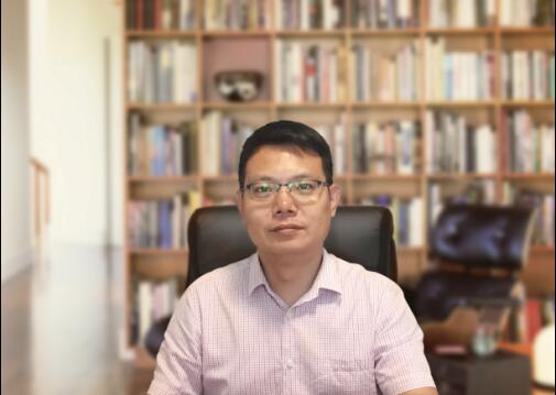 易维帮助台CEO：谁是企业转型升级的幕后英雄？