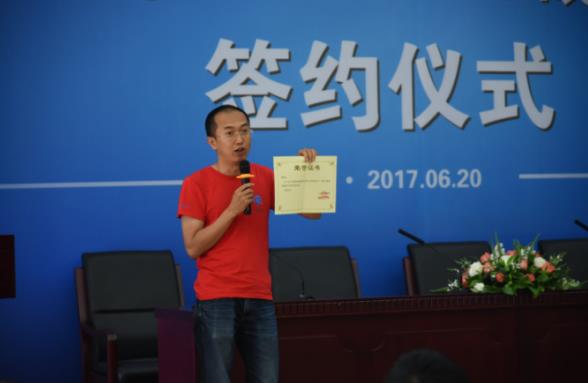 携手科技出版巨擎 推动中国IT人才成长 51CTO与人民邮电出版社达成战略合作