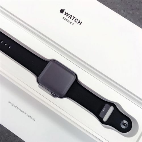 国行版iPhone 8/Apple Watch S3开箱 这颜值可还行？