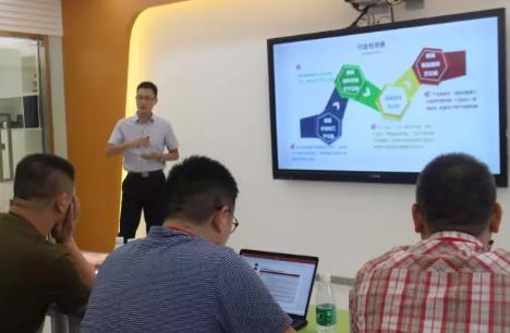 2017产业互联网CEO特训营导师培训 路演比拼！