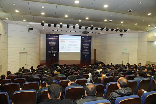 2017行业信息消费暨工业互联网发展培训在京举办