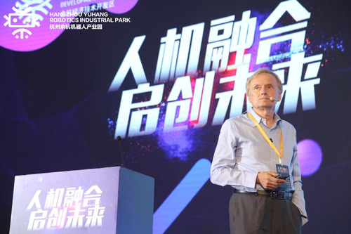 人类与机器人携手 将开启一个怎样的未来？