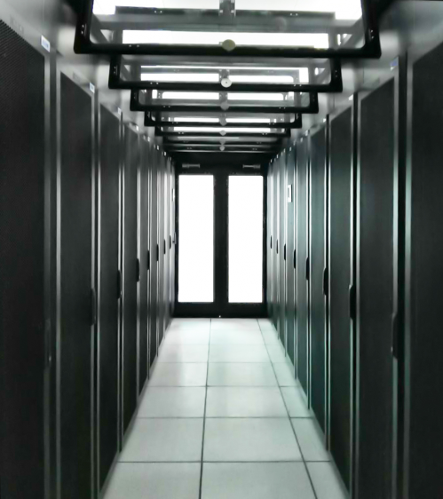 伊顿模方™系列创新技术升级 首创通道全封闭一体化解决方案