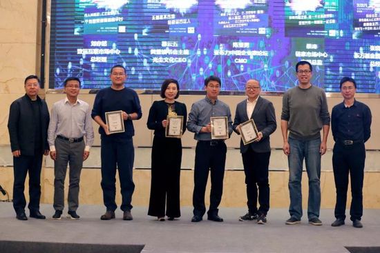还在迷恋“一万小时定律”？这个组织已经默默牛逼了44000个小时