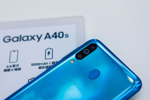 智慧三摄精彩美拍 三星Galaxy A40s拍出大片级水准
