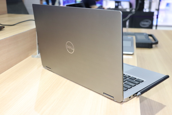 戴尔Latitude 7400灵智全天候二合一商用笔记本首度在中国揭开神秘面纱