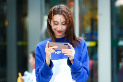 智慧三摄精彩美拍 三星Galaxy A40s拍出大片级水准