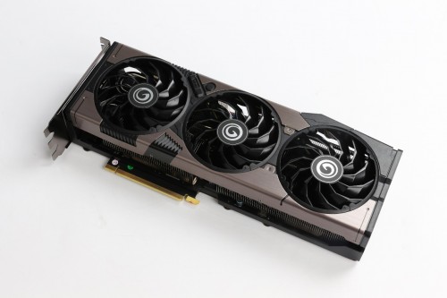 影驰全家桶 | 明明可以单挑，偏偏要组团出战！