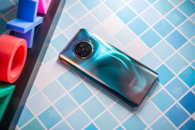 新机发布越来越多，开学季换机到底该选哪个？