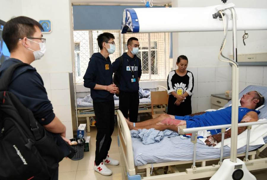 情系三区三州，水滴筹、水滴公益创始人沈鹏赴凉山探访筹款患者