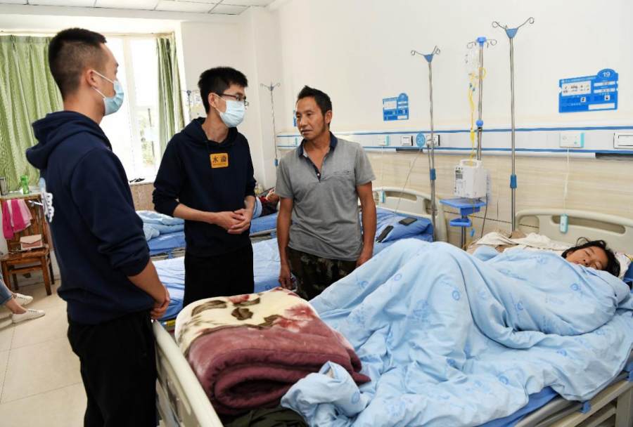 情系三区三州，水滴筹、水滴公益创始人沈鹏赴凉山探访筹款患者