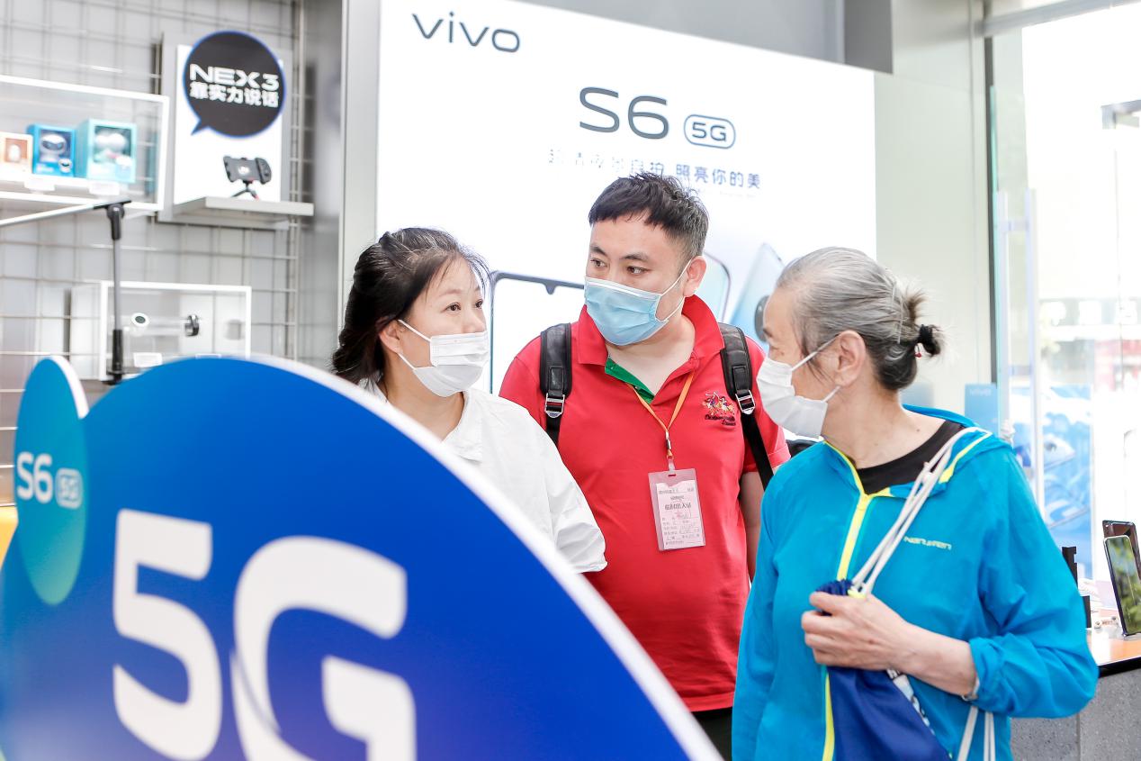 vivo逆势增长的密码：5G领跑，线下门店积极突围