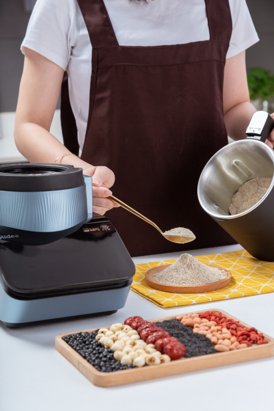 数字化烹饪时代,美的破壁机水洗系列成健康守护者