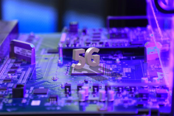 5G重塑赛道：芯片供应商三足鼎立，紫光展锐有其一
