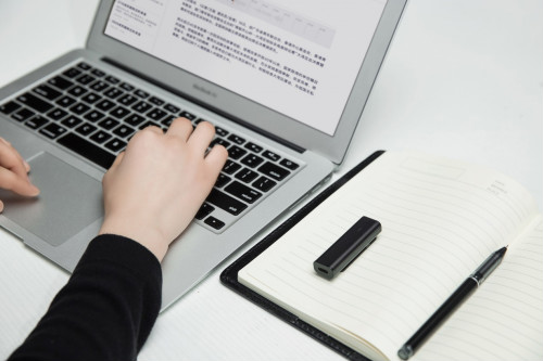 入门级录音笔 搜狗C1实用主义更值得首  选