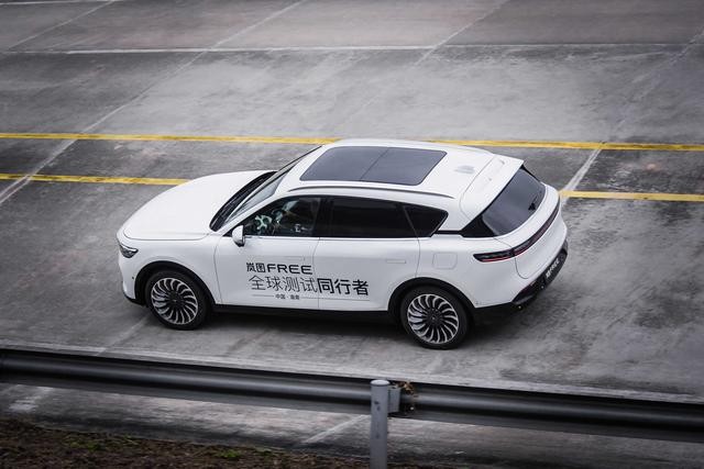 岚图启动全球测试，首创量产车型循环盐雾腐蚀测评方法