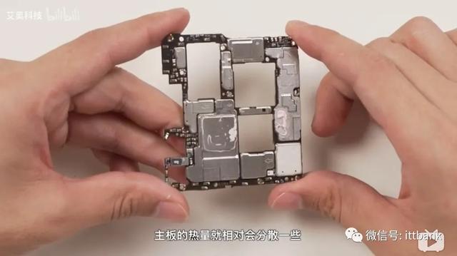 华为Mate 40 Pro国内首次拆解！