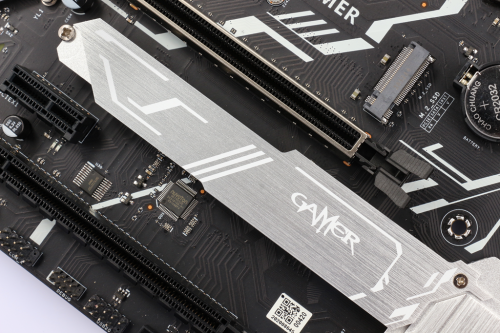 影驰 B460 GAMER评测 | 霸气铠甲，实力出击！