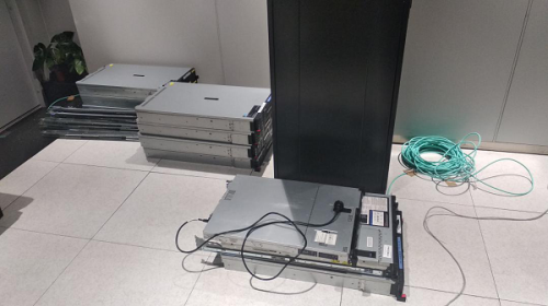 云烁IT服务带您走进真实机房搬迁现场，感受专业服务