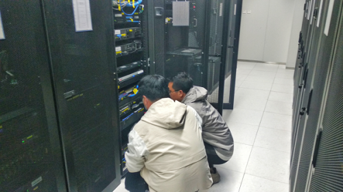 云烁IT服务带您走进真实机房搬迁现场，感受专业服务