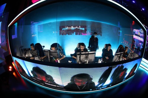 三星电竞显示器现身完美电竞嘉年华,未来电竞邀你共享