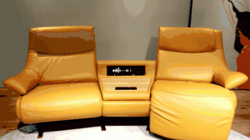 颠覆者来了！智慧物联网家具品牌·适居之家携新品亮相广深家具展会