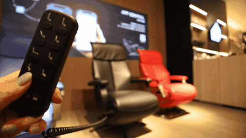 颠覆者来了！智慧物联网家具品牌·适居之家携新品亮相广深家具展会