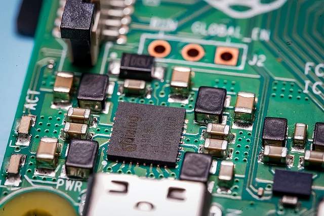 新能源汽车“含硅量”激增,谁能抢占国产化浪潮高地? 新能源汽车“含硅量”激增,谁能抢占国产化浪潮高地?