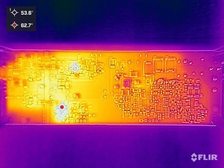 Pulsiv发布了效率超高的65W USB-C设计，可将温度降低30%，采用集成半有源桥，效率高达96%