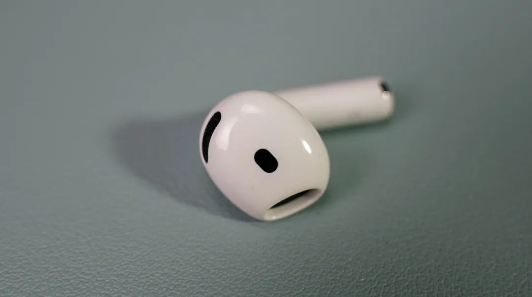 AirPods 4体验：降噪惊艳、音质狂升，苹果全场最佳！