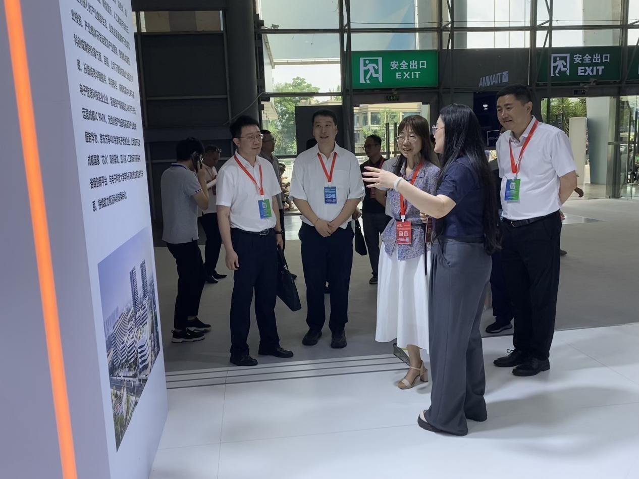 新动能、新生态、新西部—第十三届中国（西部）电子信息博览会隆重开幕