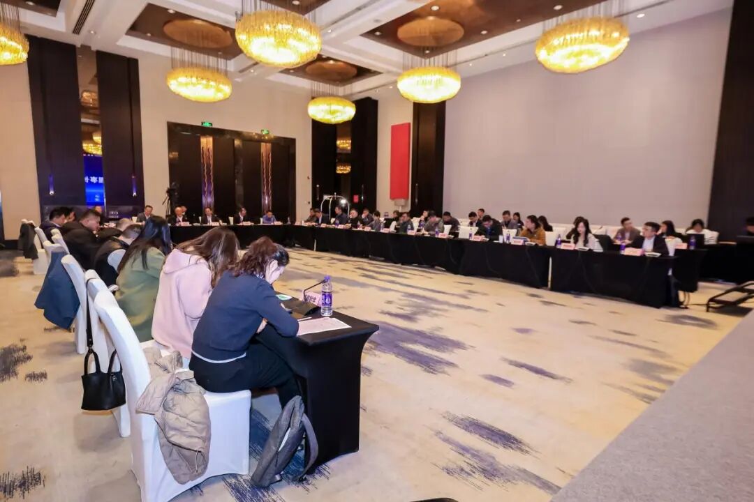 全球智慧物联网联盟(GIIC)第一届理事会第六次会议在京隆重举行,高同庆当选联盟新任理事长! 全球智慧物联网联盟(GIIC)第一届理事会第六次会议在京隆重举行,高同庆当选联盟新任理事长!