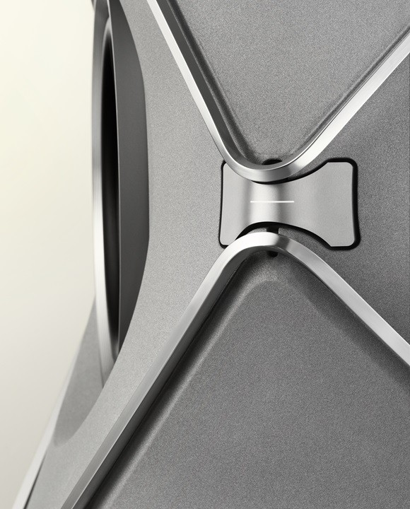 BANG & OLUFSEN 铂傲 ATELIER 高定工坊发布100周年特别限定Beolab 90 Titan